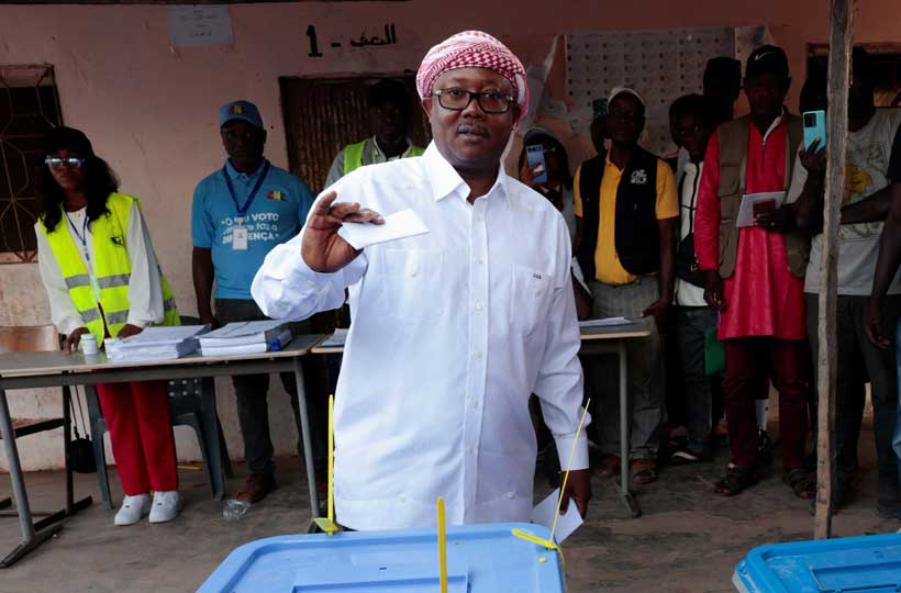 Guinea-bissau Presidential Election Rivals Embalo, Dias Claim Poll Victory