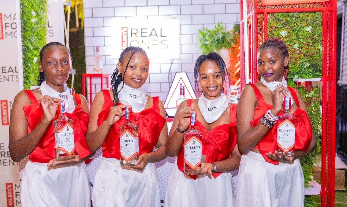 Celebrating World Galentines Day: How a Girl Squad Keeps You Sane